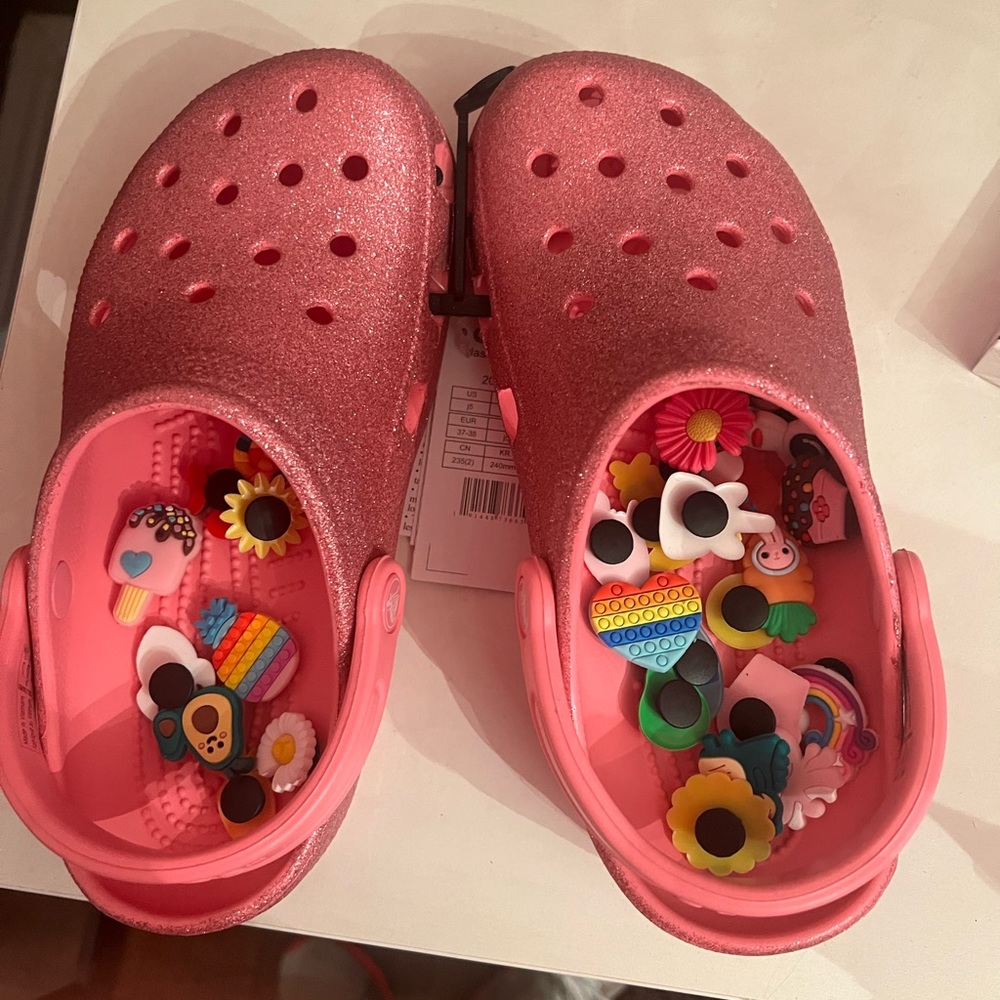 Size 5 “big kids” glitter crocs with charms!